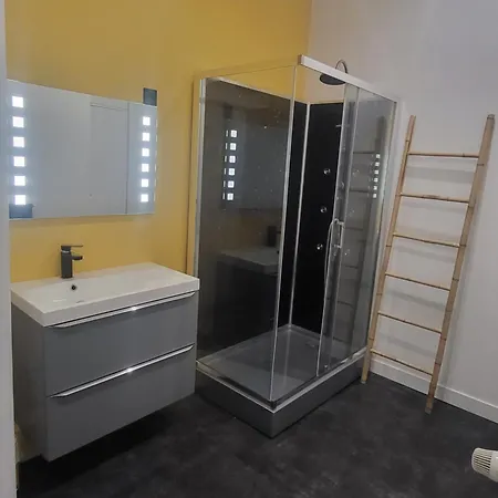 Grand Refait A Neuf Centre-ville Appartement La Bourboule